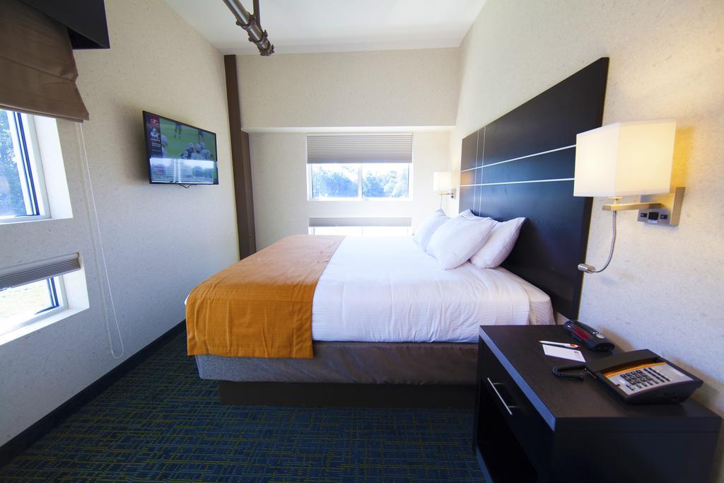 Warehouse Hotel At The Nook Manheim Luaran gambar