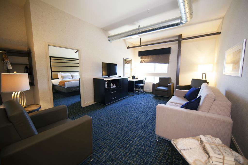 Warehouse Hotel At The Nook Manheim Luaran gambar
