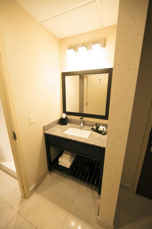 Warehouse Hotel At The Nook Manheim Luaran gambar