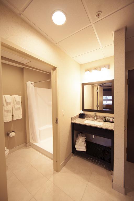 Warehouse Hotel At The Nook Manheim Luaran gambar